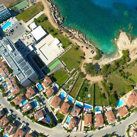 Calypso - Coralli Beachfront Apartment بروتاراس المظهر الخارجي الصورة