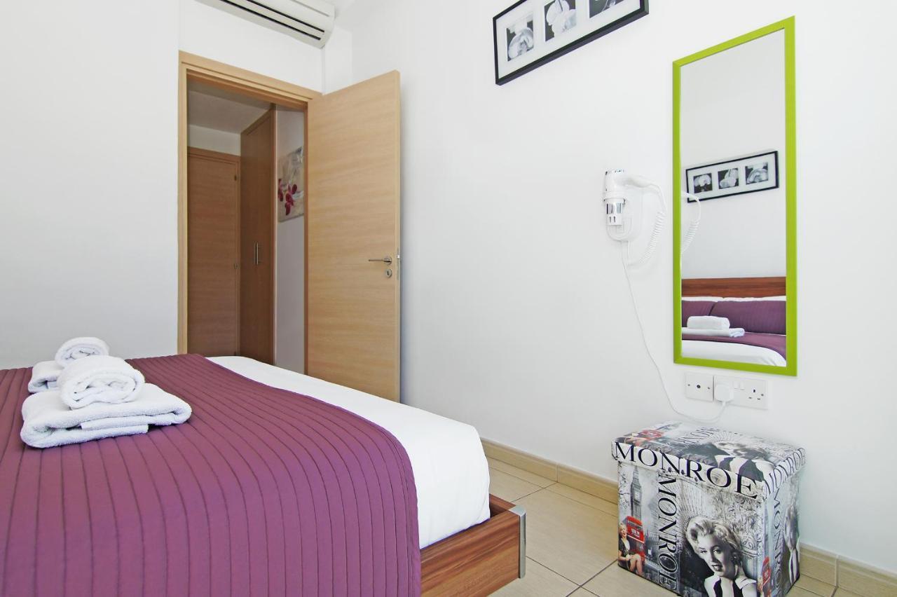 Calypso - Coralli Beachfront Apartment بروتاراس المظهر الخارجي الصورة