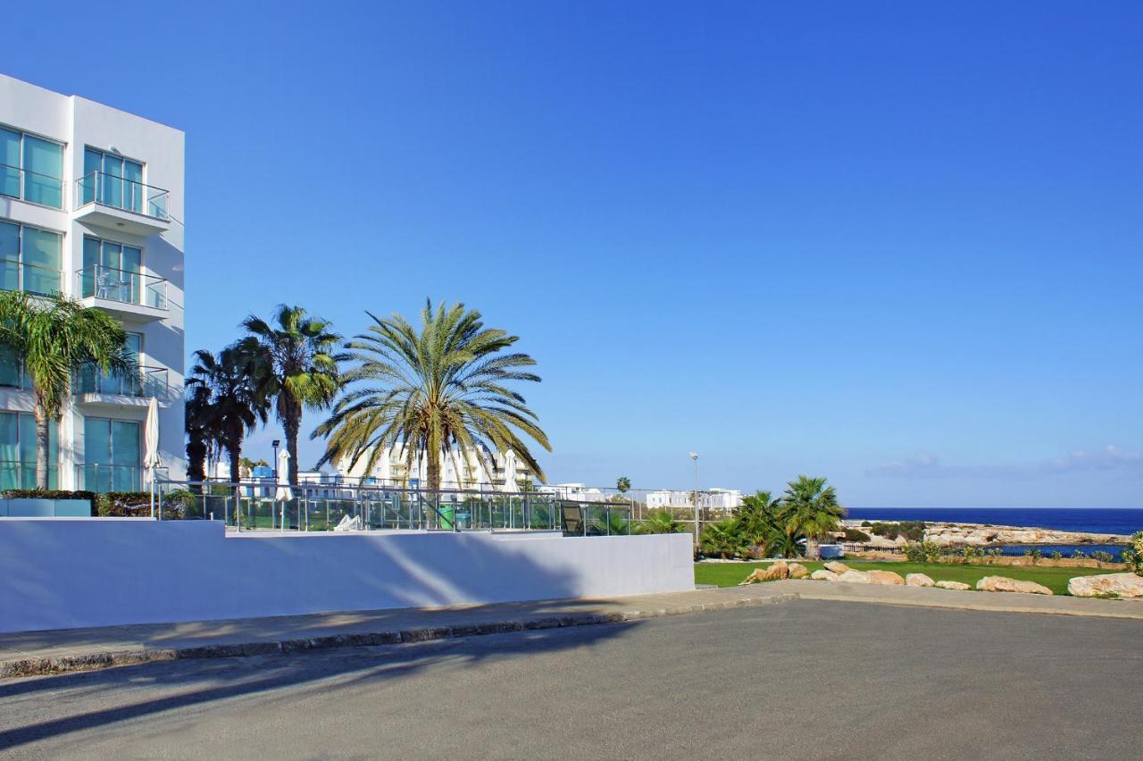 Calypso - Coralli Beachfront Apartment بروتاراس المظهر الخارجي الصورة